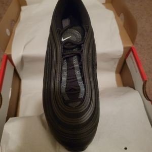 Air Max 97, BRAND NEW/NEVER WORN, Black, Big Kids
